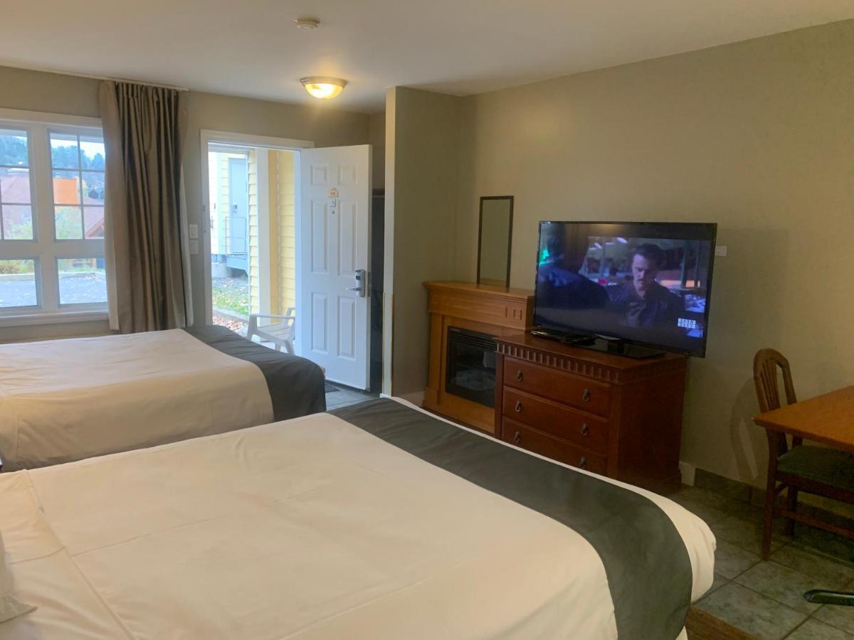 Hotel And Suites Les Laurentides Saint-Sauveur-des-Monts Zewnętrze zdjęcie