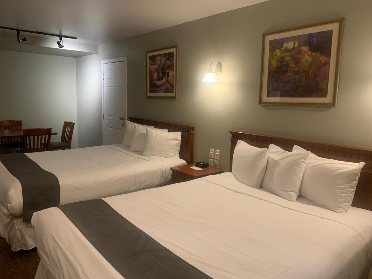 Hotel And Suites Les Laurentides Saint-Sauveur-des-Monts Zewnętrze zdjęcie