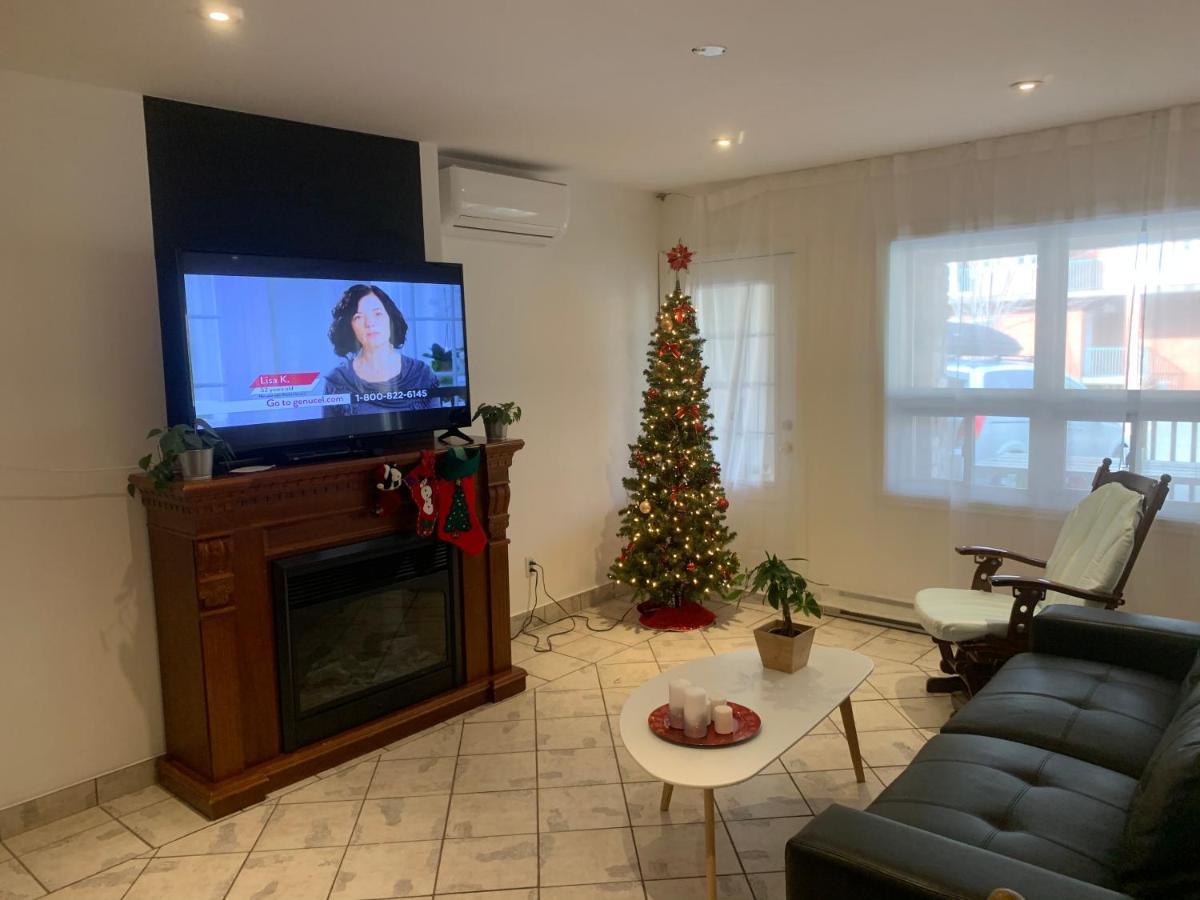 Hotel And Suites Les Laurentides Saint-Sauveur-des-Monts Zewnętrze zdjęcie