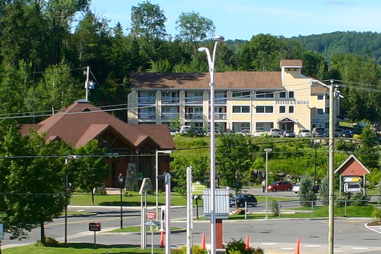 Hotel And Suites Les Laurentides Saint-Sauveur-des-Monts Zewnętrze zdjęcie